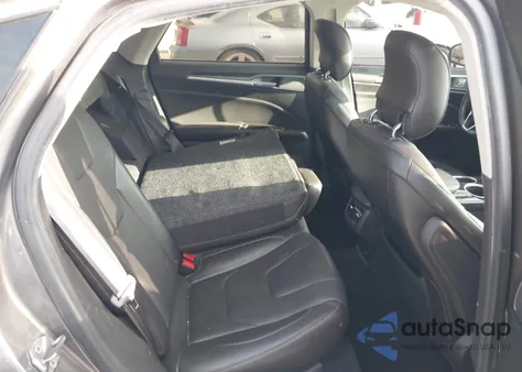 2013 Ford Fusion Hybrid Titanium from USA, damaged, VIN 3FA6P0RU3DR282206